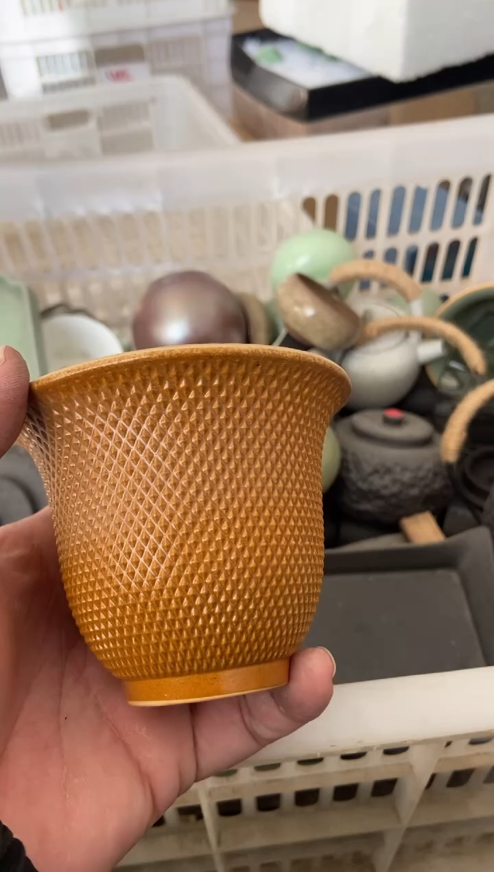 杯无运费险有瑕疵的摄影的产品有使用过的痕迹有点脏介意勿拍