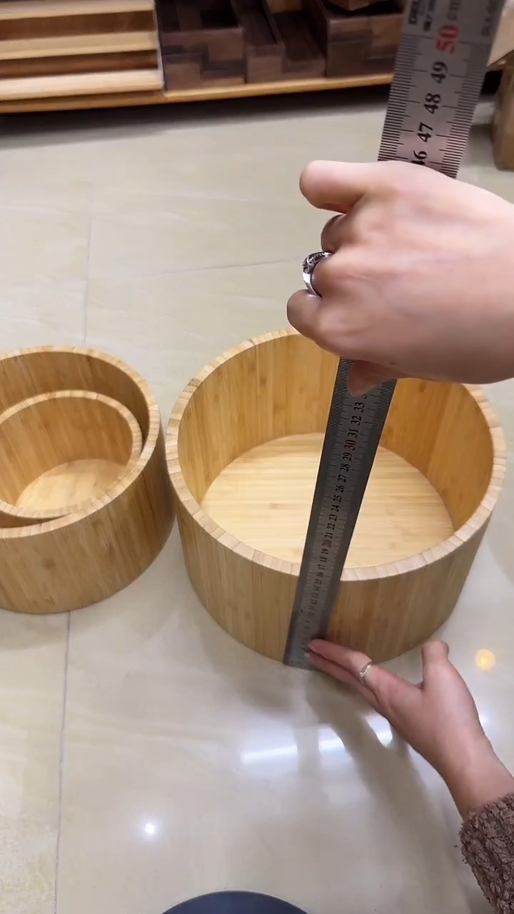 大号的楠竹米桶 