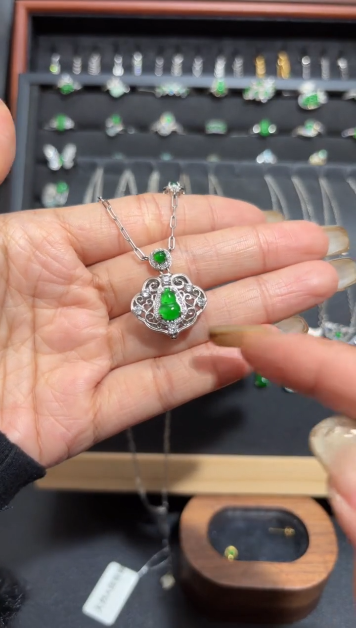 【闪购商品】翡翠颈饰银S925镶嵌葫芦/支持复检/一件