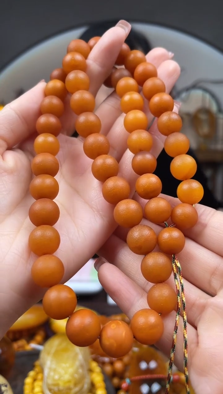 【闪购商品】琥珀裸石未镶嵌首饰 假1赔4（多样性发货1件