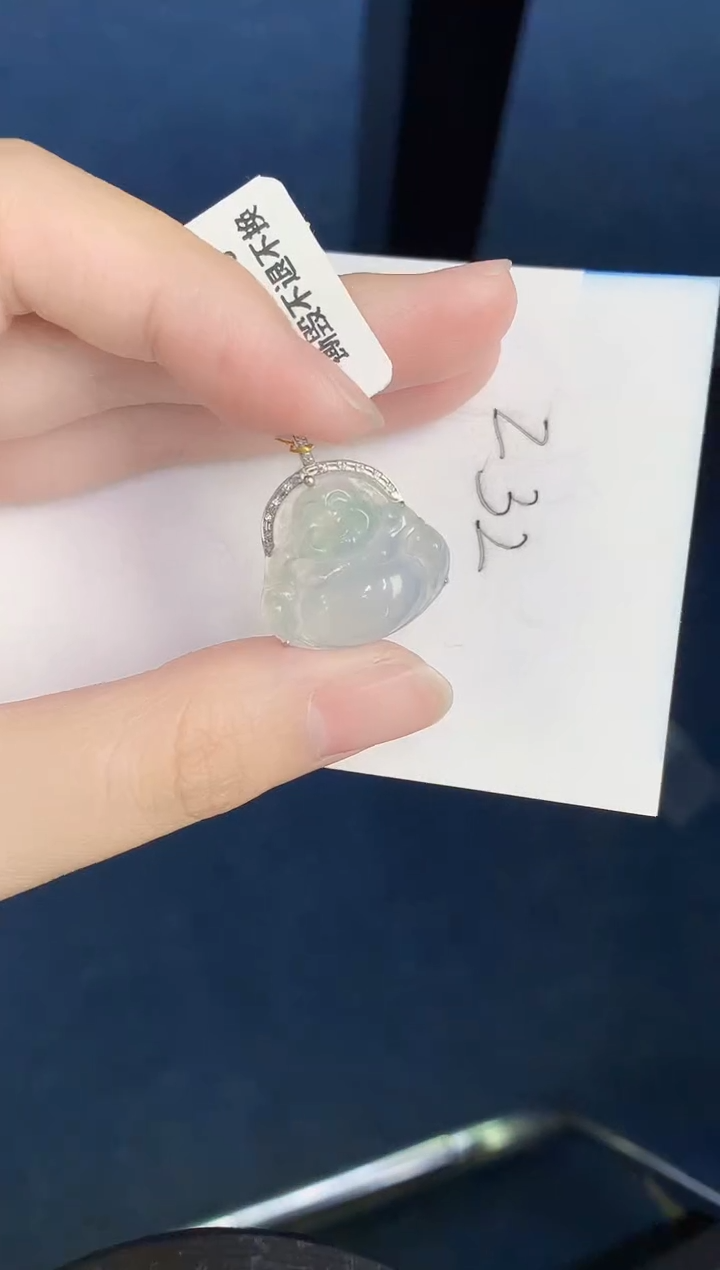 【闪购商品】翡翠颈饰18K金镶嵌000000000