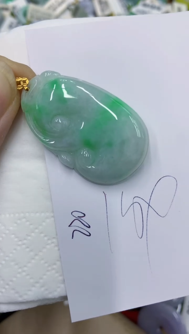 颈饰18K金镶嵌翡翠11111111111