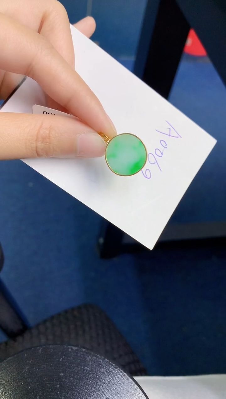 【闪购商品】翡翠颈饰18K金镶嵌000000000