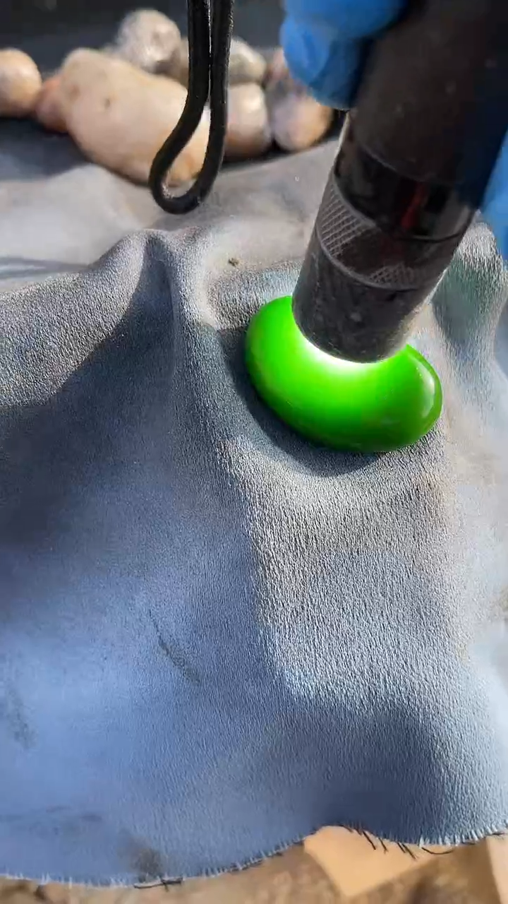 颈饰未镶嵌和田玉（糖玉）0021