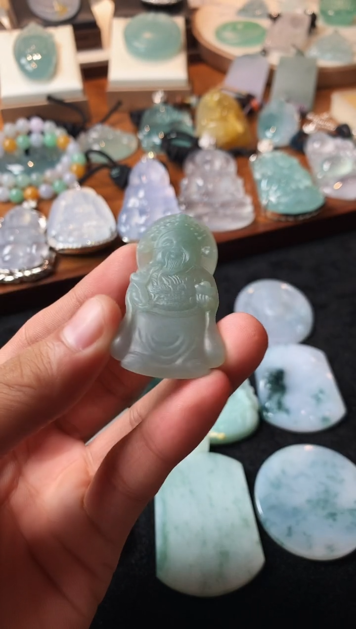 未镶嵌定制翡翠夜****部5004毛货不退不换 