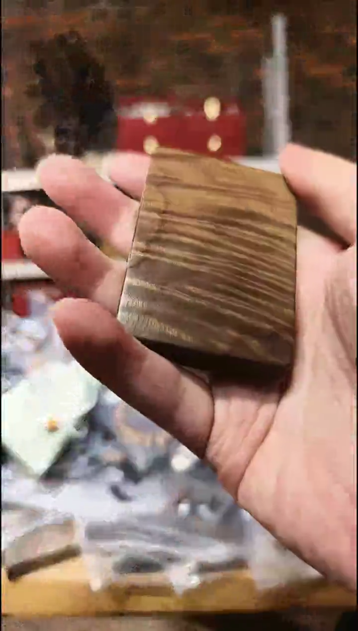 金丝楠无事牌手把件