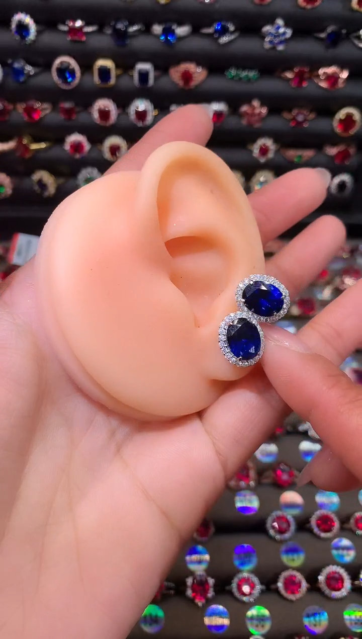 【闪购商品】蓝宝石耳饰银S925镶嵌810