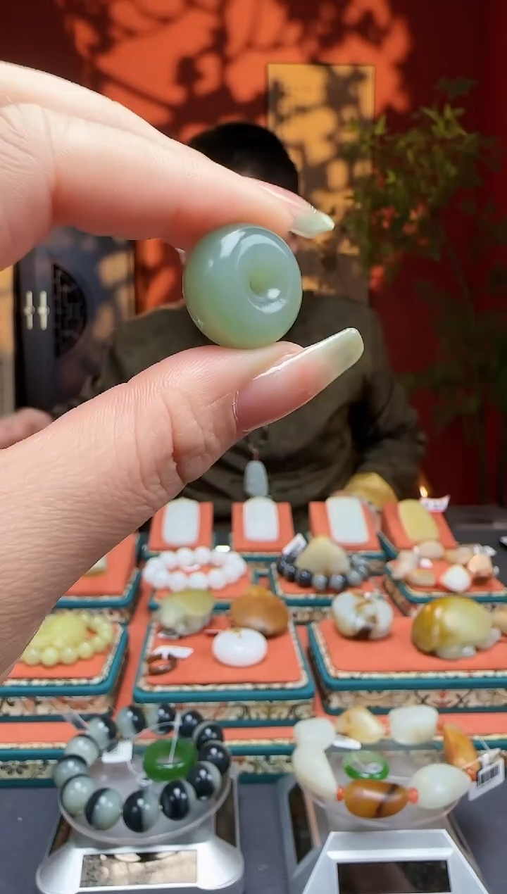 【闪购商品】和田玉吊坠未镶嵌吊坠