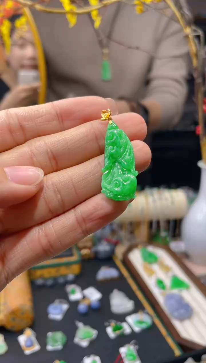 【闪购商品】翡翠颈饰18K金镶嵌假一赔三