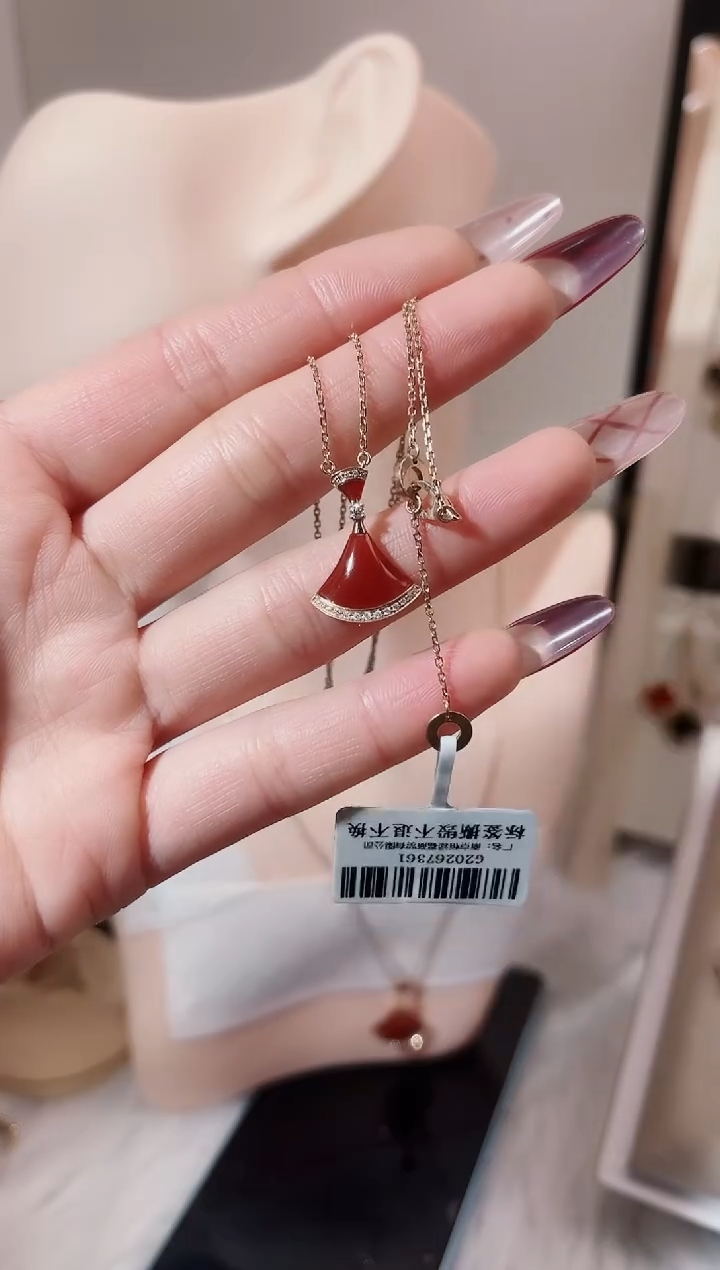 【闪购商品】玛瑙项链18K金镶嵌18K金镶嵌钻石 K玫