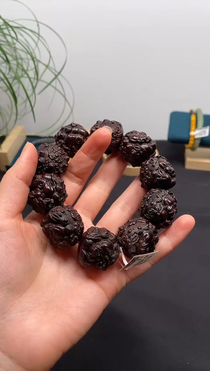【闪购商品】檀香紫檀（小叶紫檀）木艺印度小叶紫檀2.5戏球狮款手串
