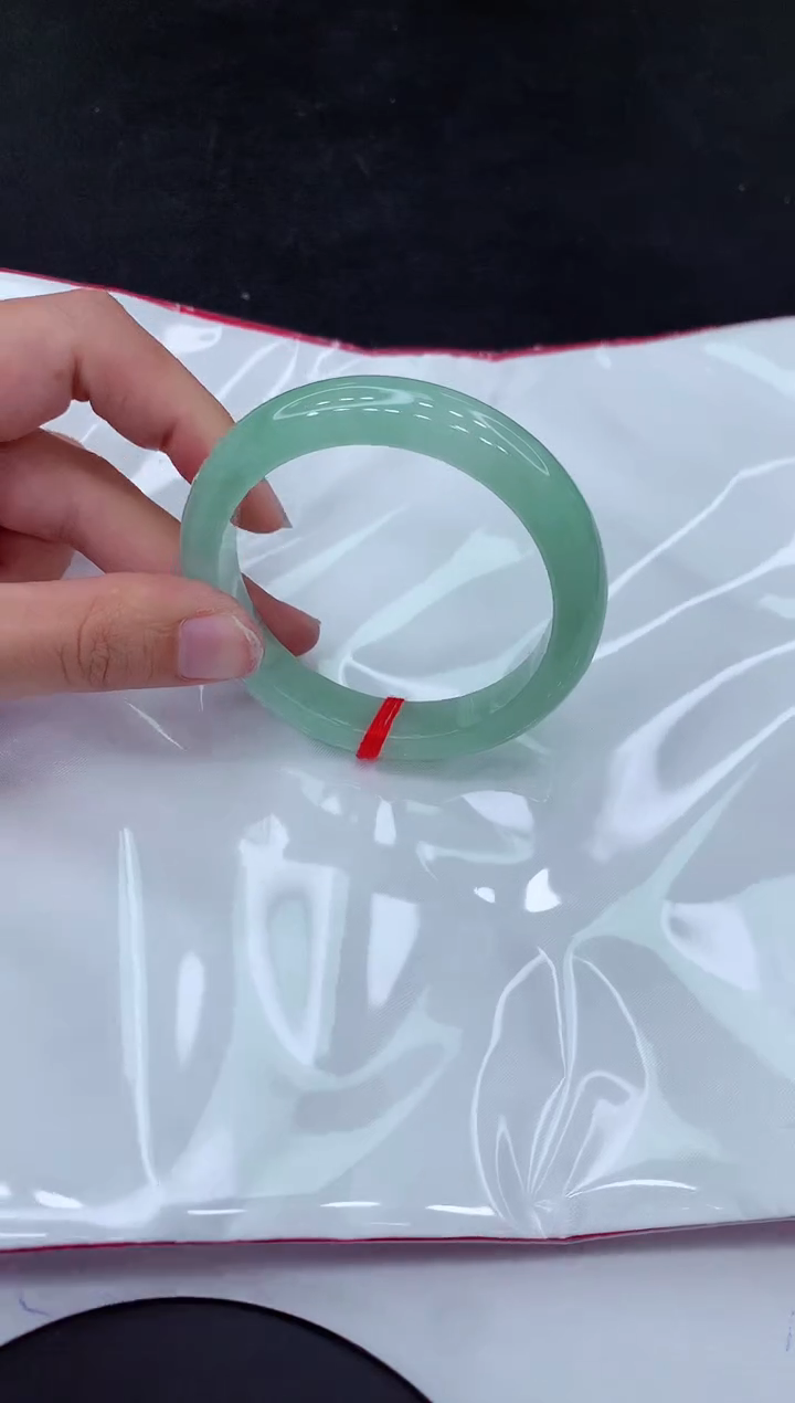 【闪购商品】翡翠手镯未镶嵌11111111