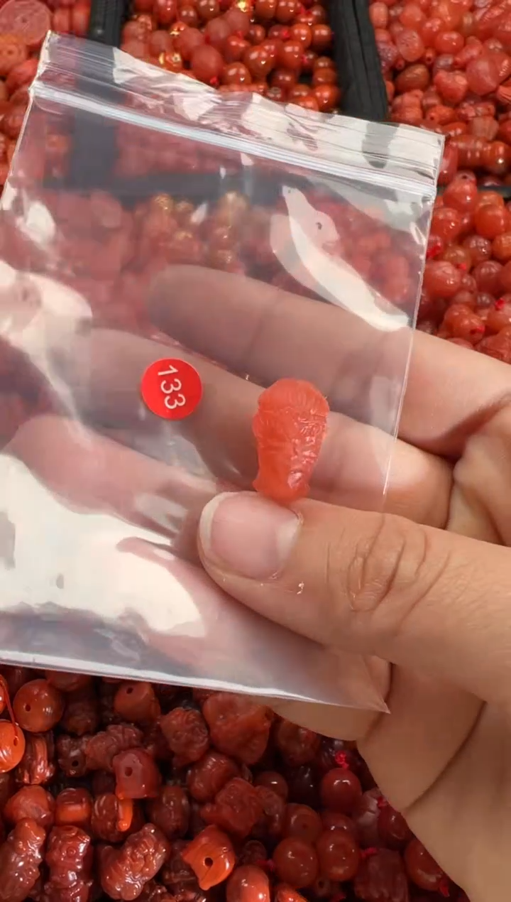 【闪购商品】南红玛瑙颈饰未镶嵌1