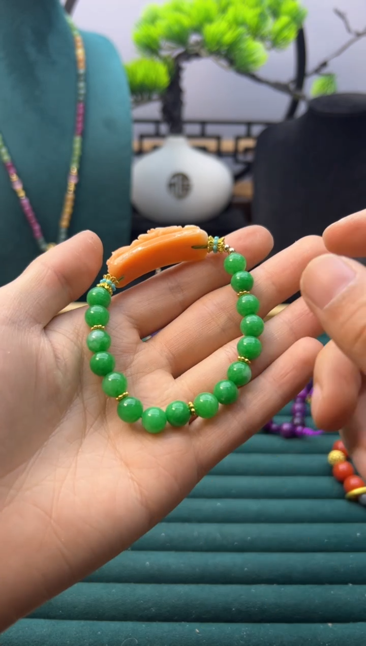 【闪购商品】翡翠颈饰14K金镶嵌S68