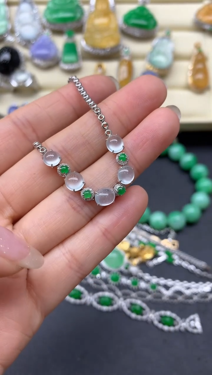 【闪购商品】翡翠颈饰18K金镶嵌560-中国好珍宝