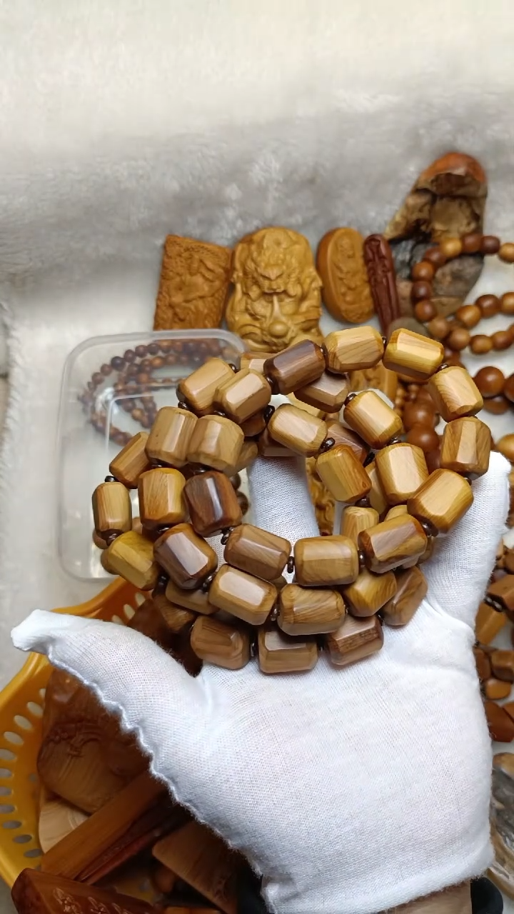 【闪购商品】木太行崖柏陈化料1条