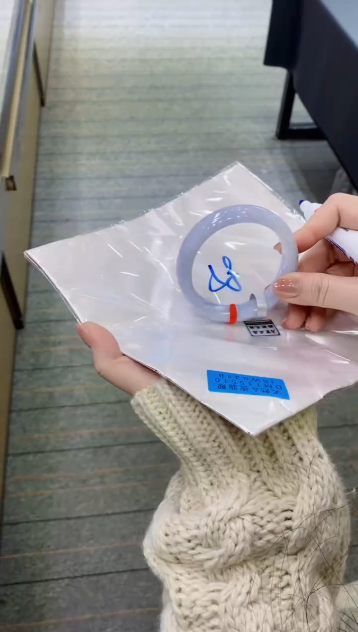 【闪购商品】翡翠手镯未镶嵌111111111111