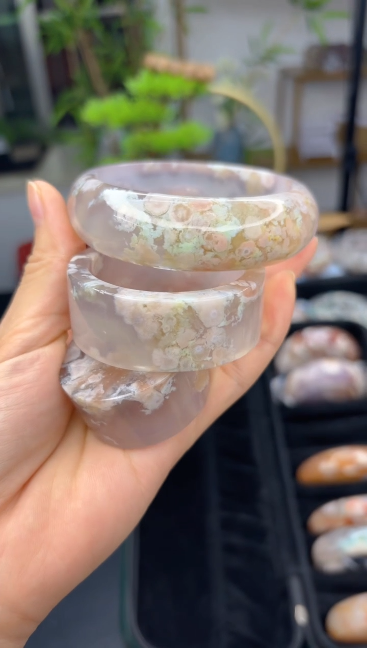 【闪购商品】石英质玉手镯未镶嵌C512(60圈赠送镯心)