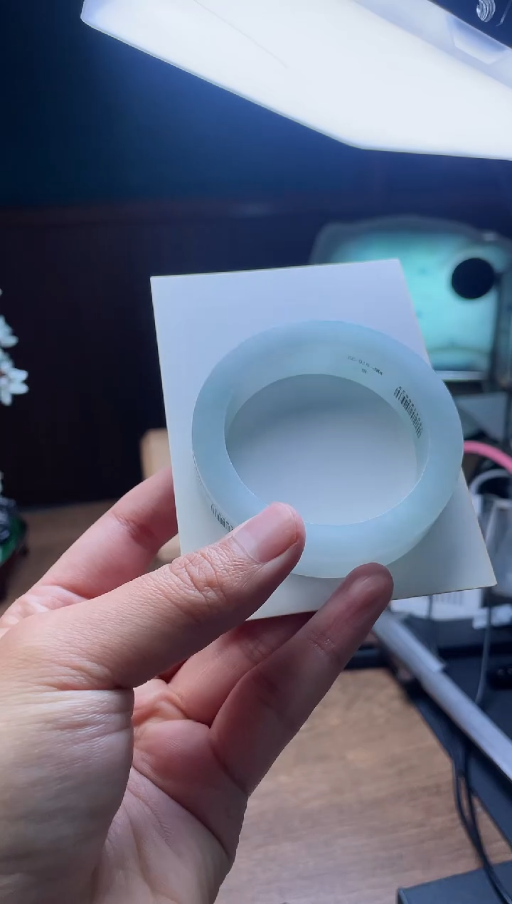 【闪购商品】定制翡翠手镯未镶嵌定制