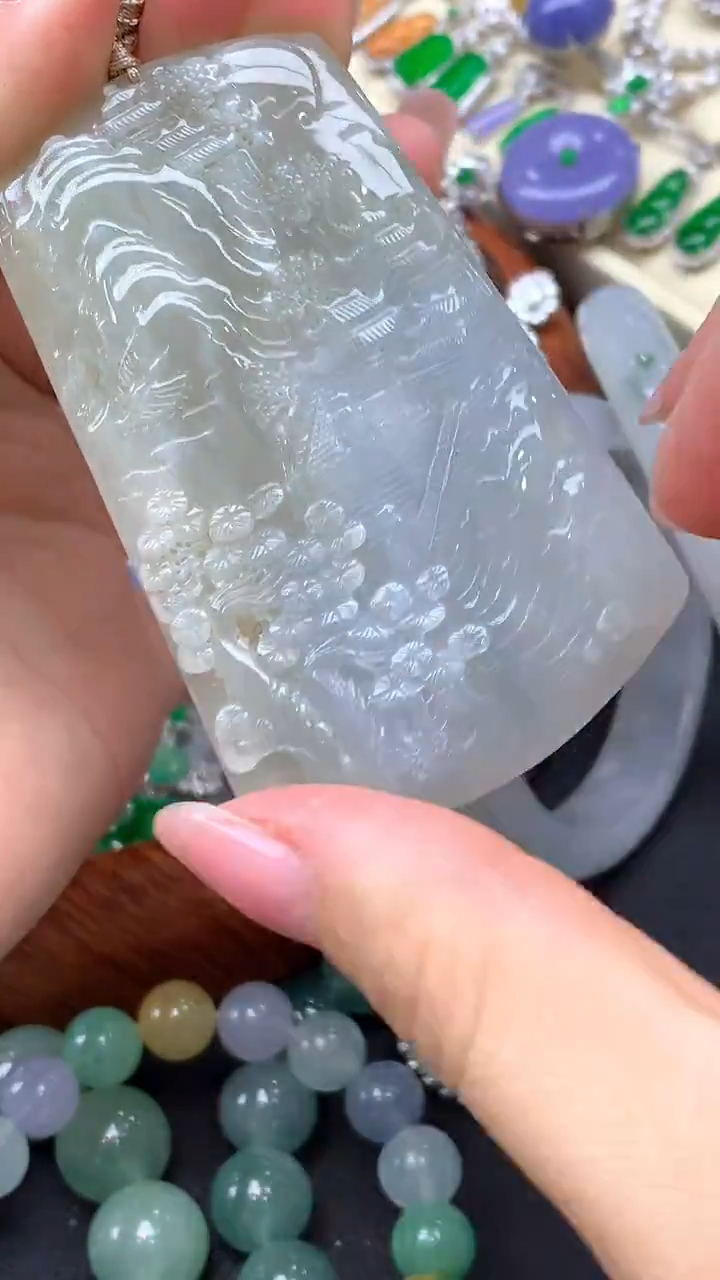 【闪购商品】翡翠颈饰未镶嵌169-天然翡翠
