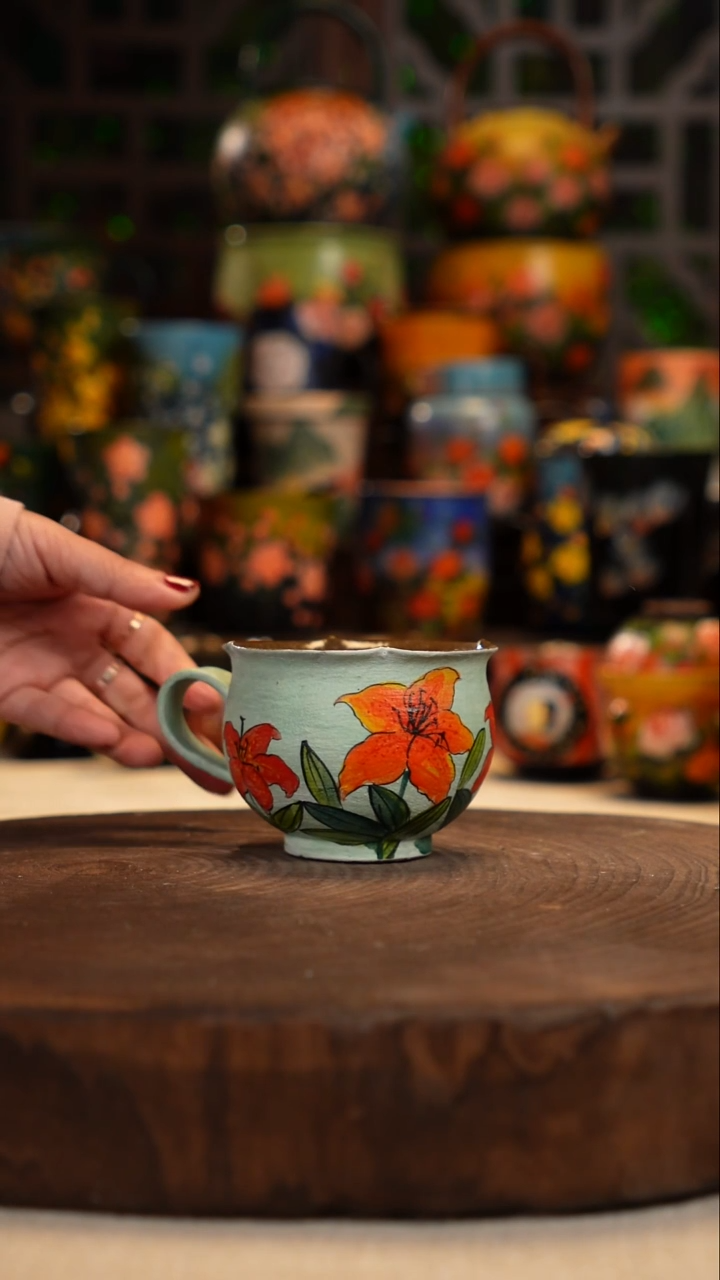 油画    釉下彩   杯子