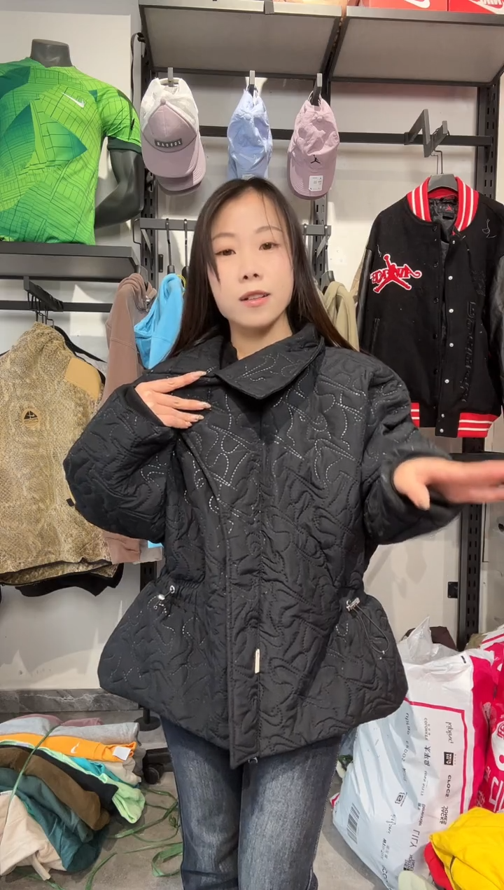 1687闪购编码Nike/Jordan运动卫衣裤以直播间过款为准尺码. 170
