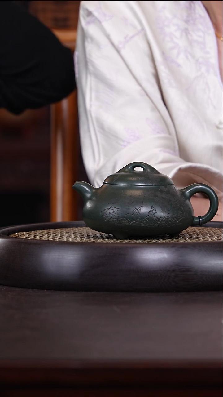 【闪购商品】紫砂茶壶清砂堂8-40 景舟绿泥三足石瓢280c