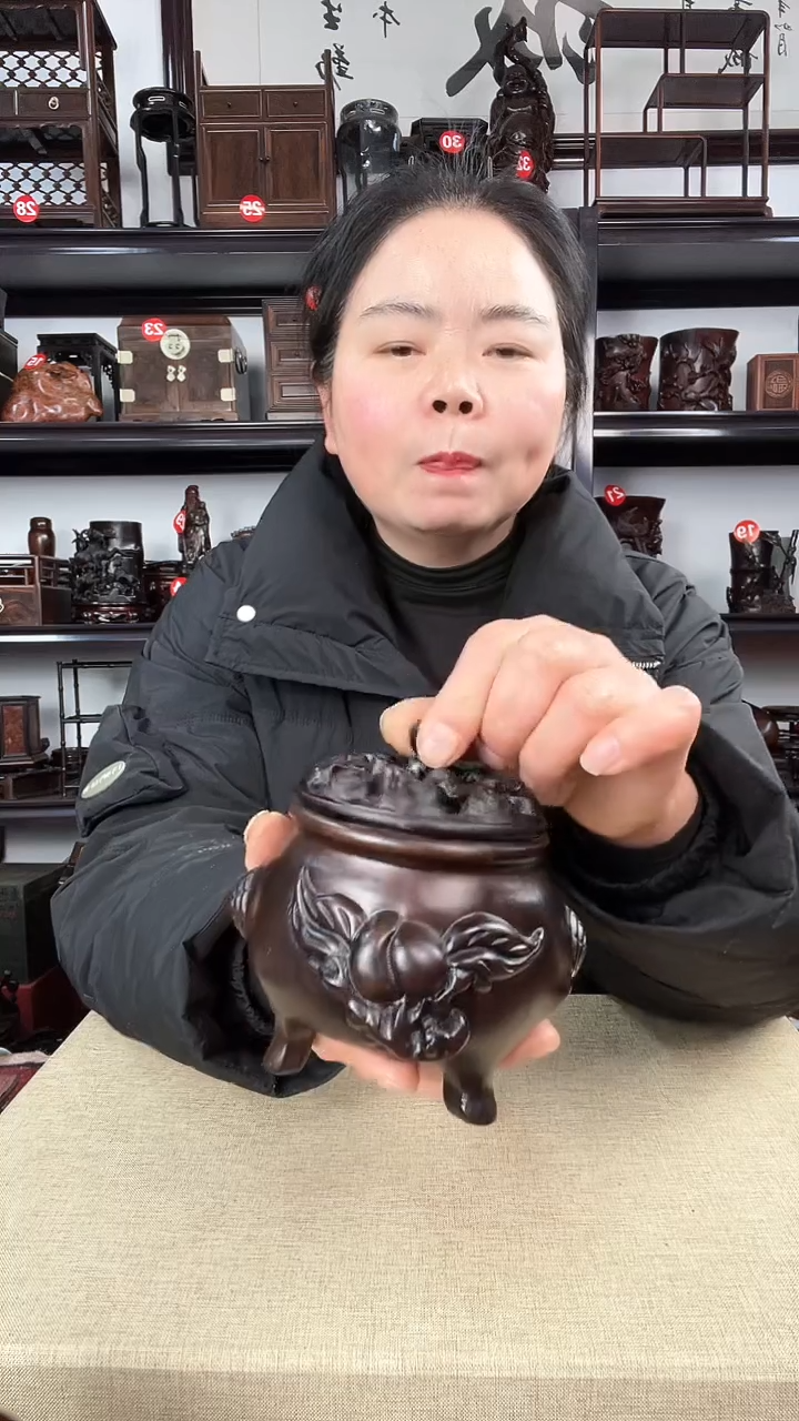 【闪购商品】木2800老李红木工艺品