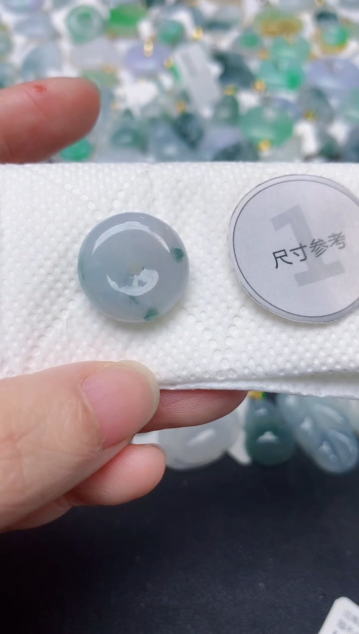 颈饰未镶嵌翡翠天然缅甸A货翡翠