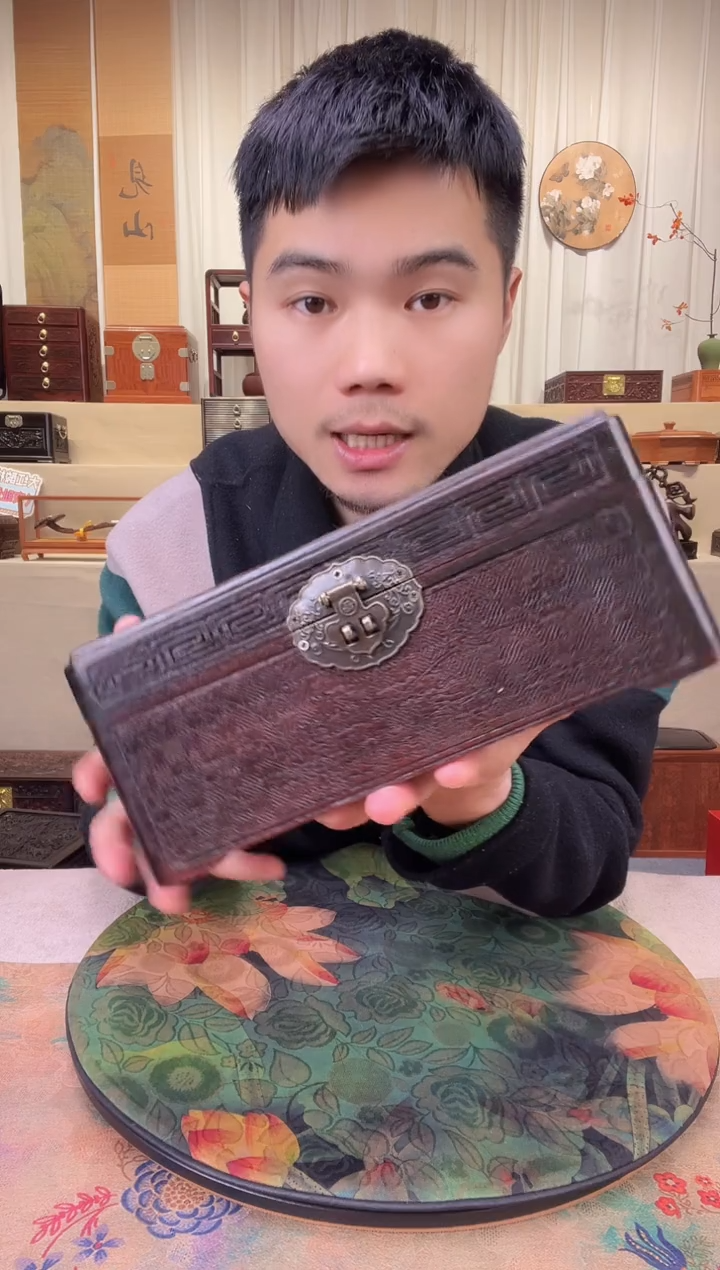 【闪购商品】红酸枝木类成套家具红酸枝幸福美满