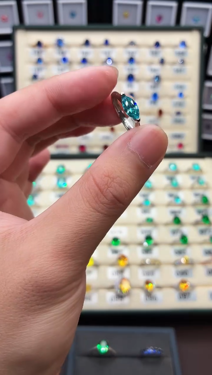 银S925镶嵌戒指碧玺1111