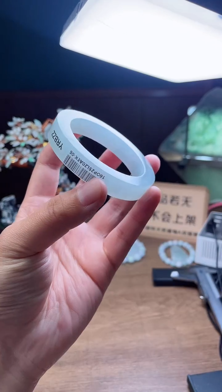 【闪购商品】定制翡翠手镯未镶嵌定制