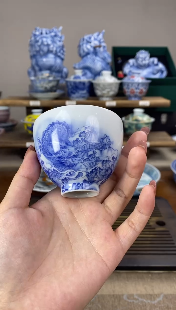 【闪购商品】青花鱼化龙 鸡心杯 
