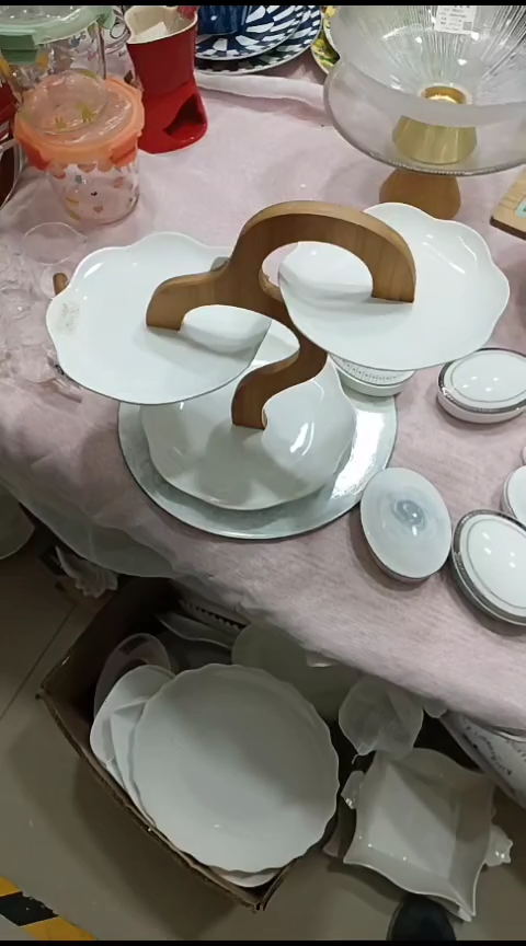 瓷工艺三层果盘一个