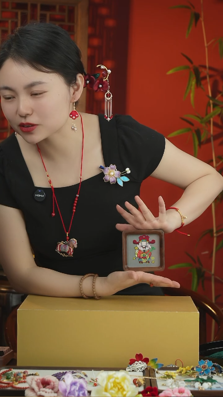 刺绣闪购纯手工非遗国风饰品