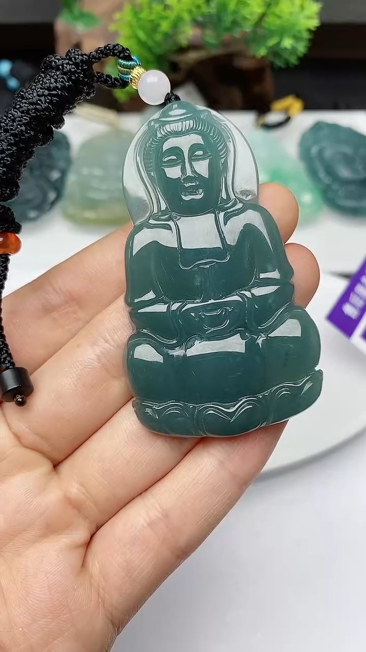 【闪购商品】翡翠颈饰未镶嵌