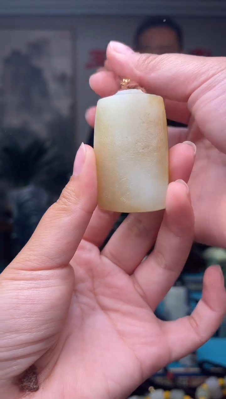 未镶嵌和田玉挂件1