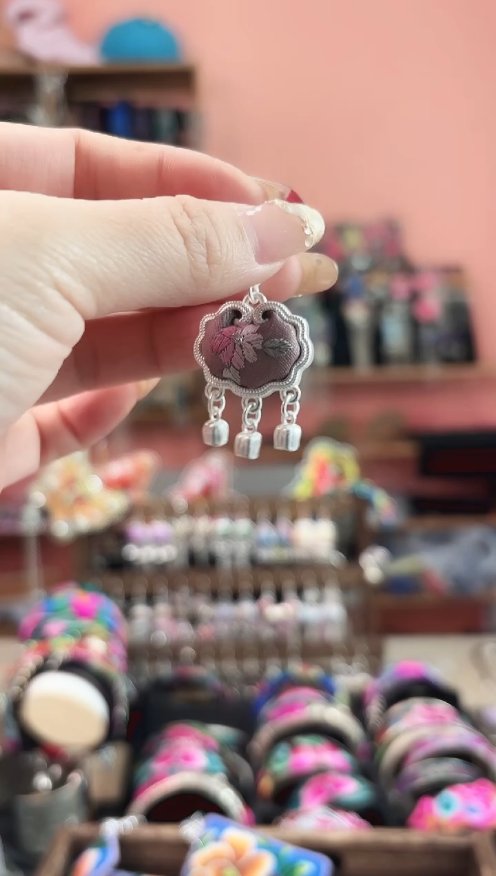 织绣艺艺枝独绣手工饰品21