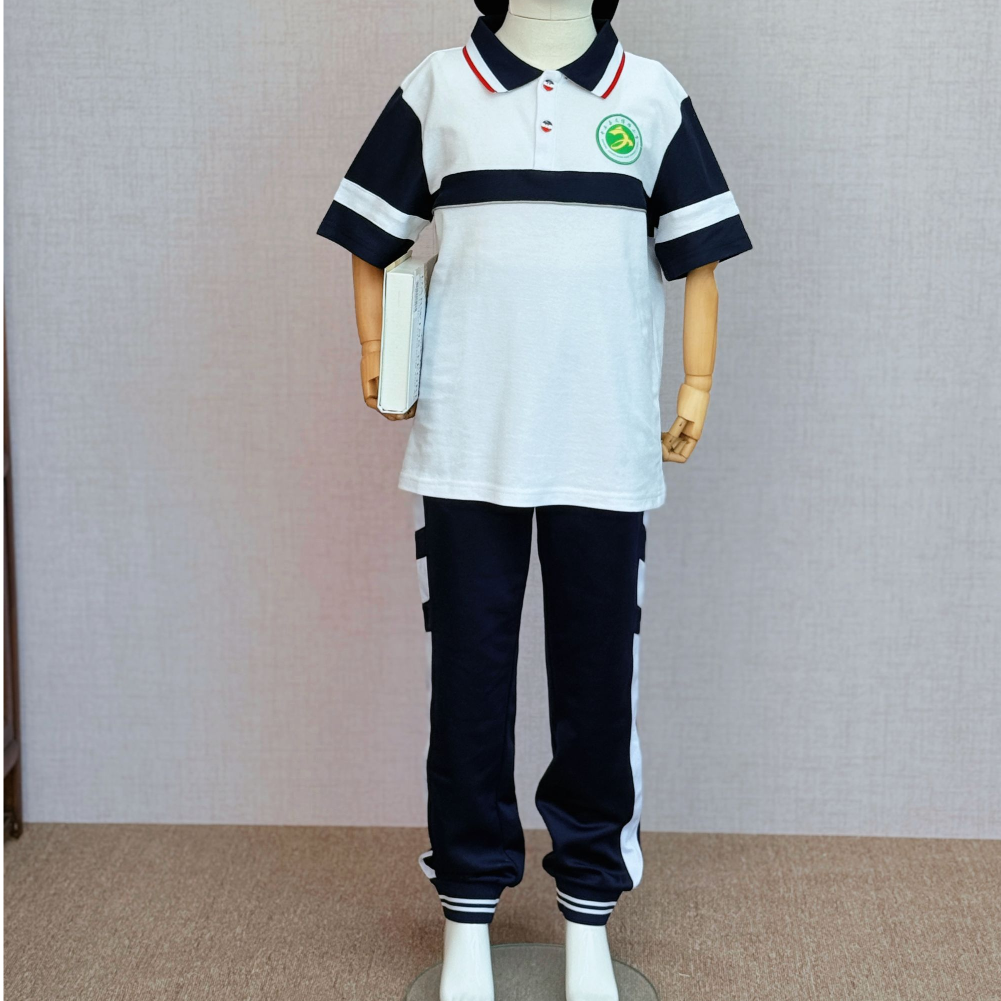 文博路校服学院风
