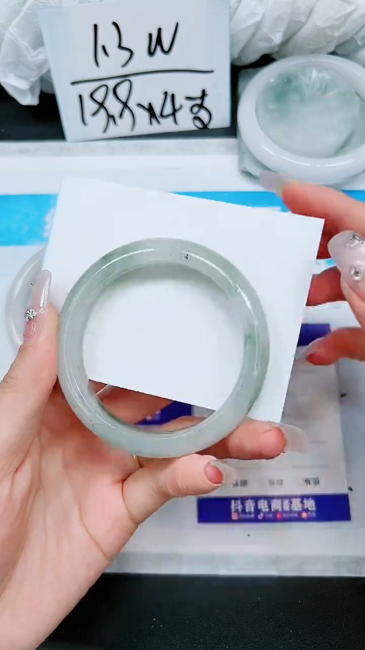 【闪购商品】石英质玉手镯未镶嵌A269-56/57