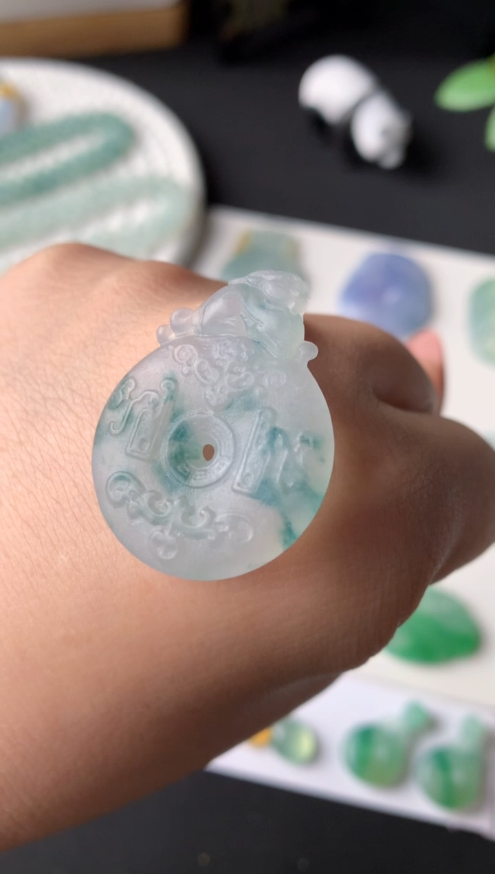 未镶嵌定制翡翠0584502550