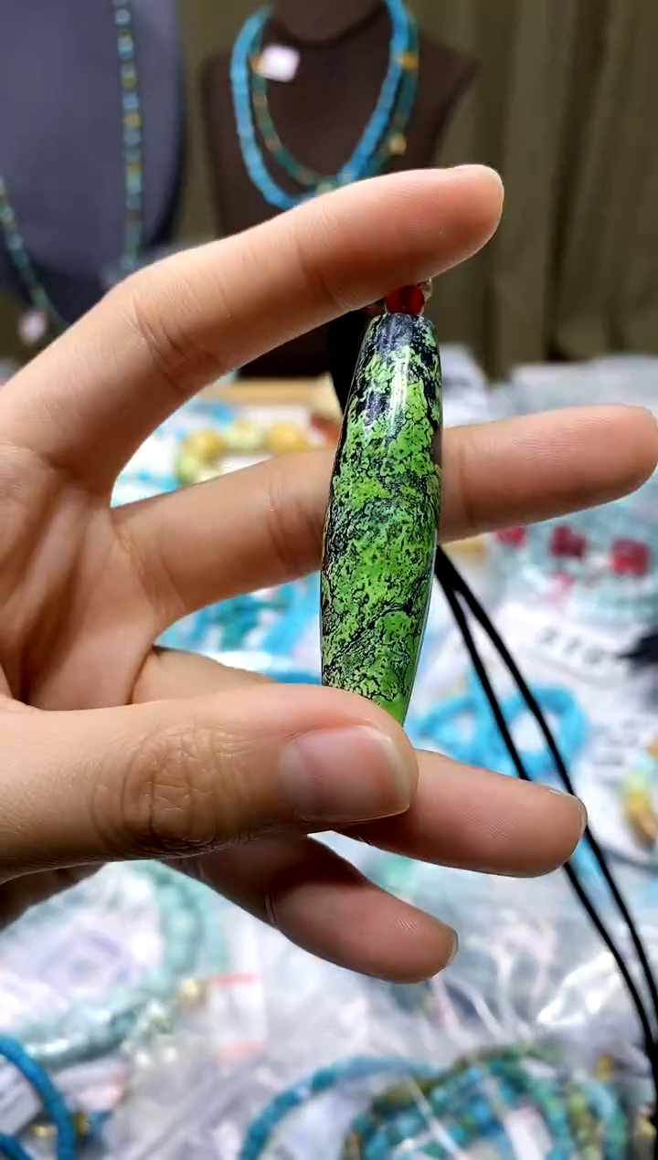 【闪购商品】绿松石未镶嵌吊坠615