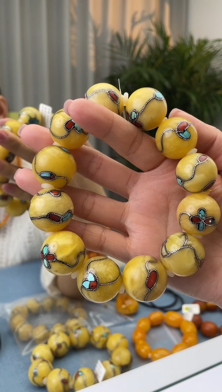 【闪购商品】蜜蜡珠宝奇石未镶嵌假一罚十，发一件092.22