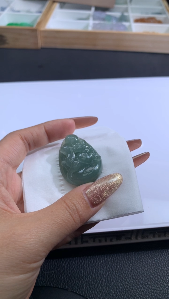 【闪购商品】定制翡翠未镶嵌翡翠