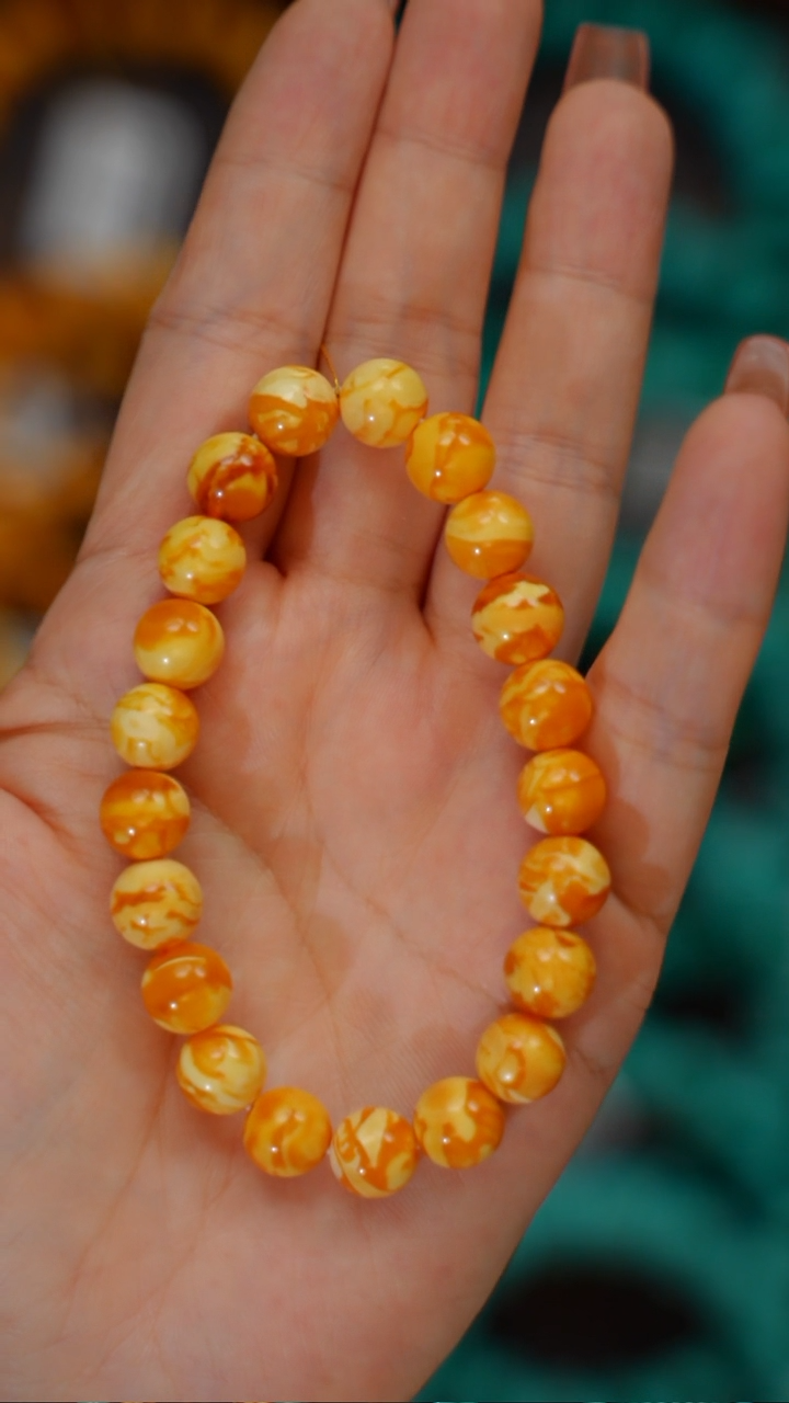 未镶嵌琥珀珠宝奇石B011