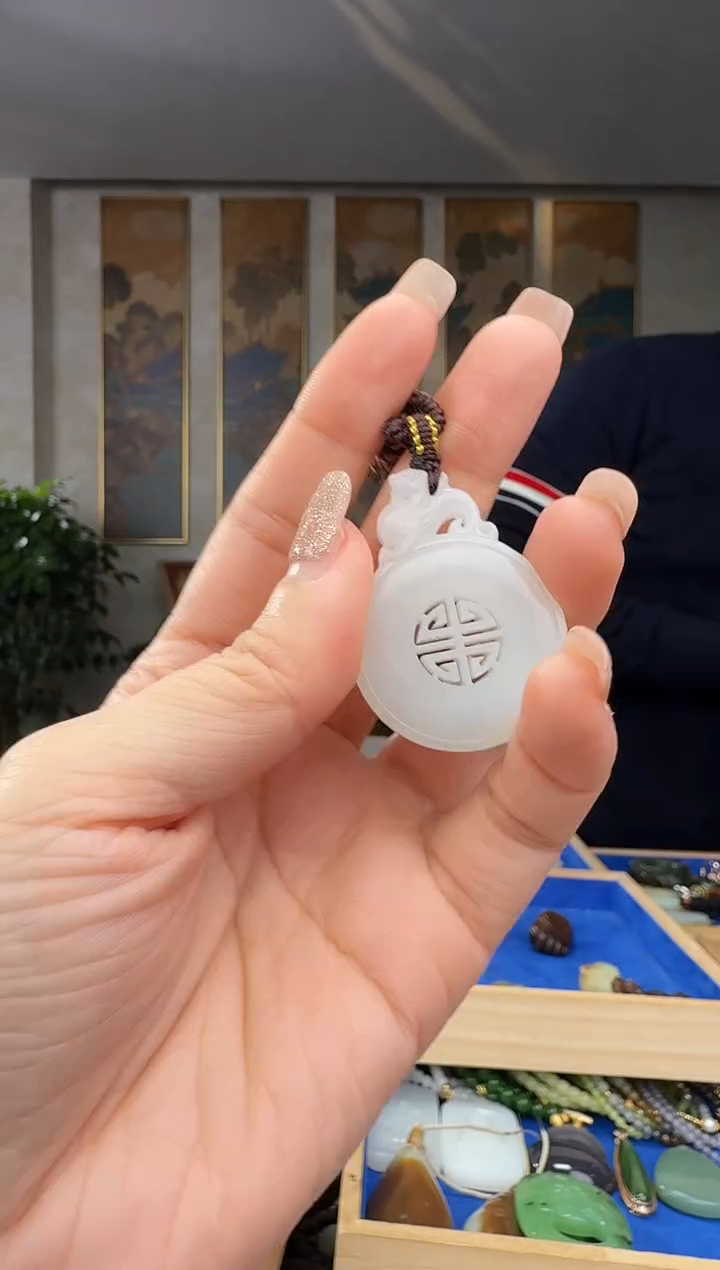 颈饰未镶嵌和田玉拍一发一