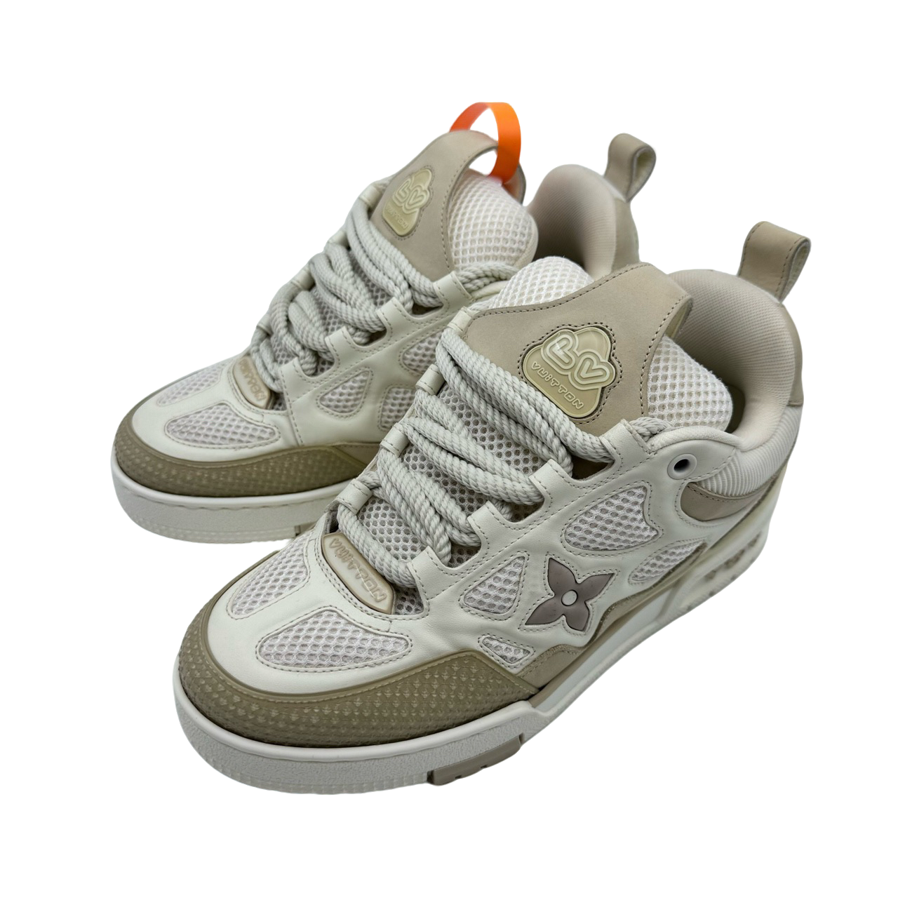 95新 LouisVuitton/路易威登 3.5码37.5码白棕skate板鞋97新vv861