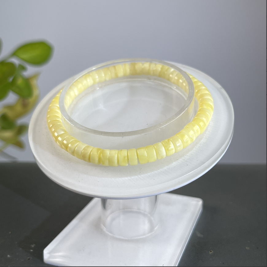 JYA22-011  蜜蜡-手串