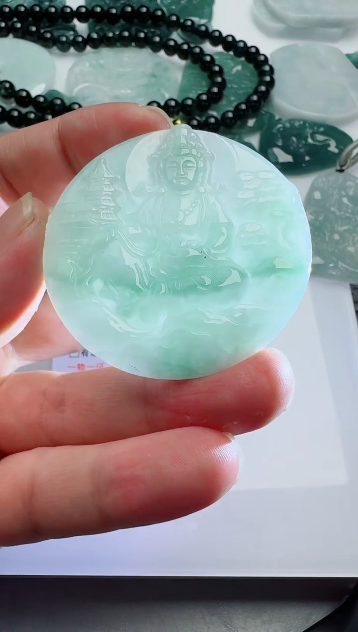 【闪购商品】翡翠吊坠(不含链)未镶嵌多样性随机发其一