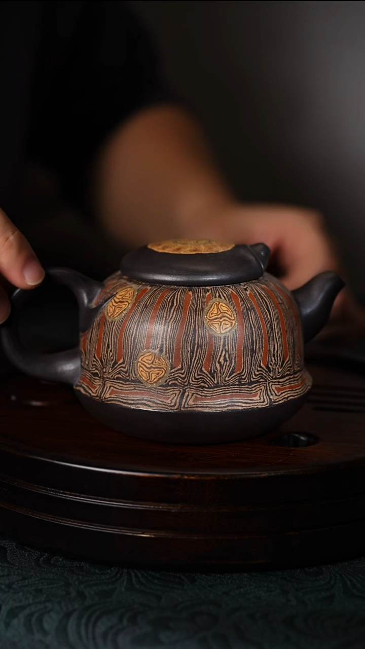 戴静波龟寿年轮紫砂壶